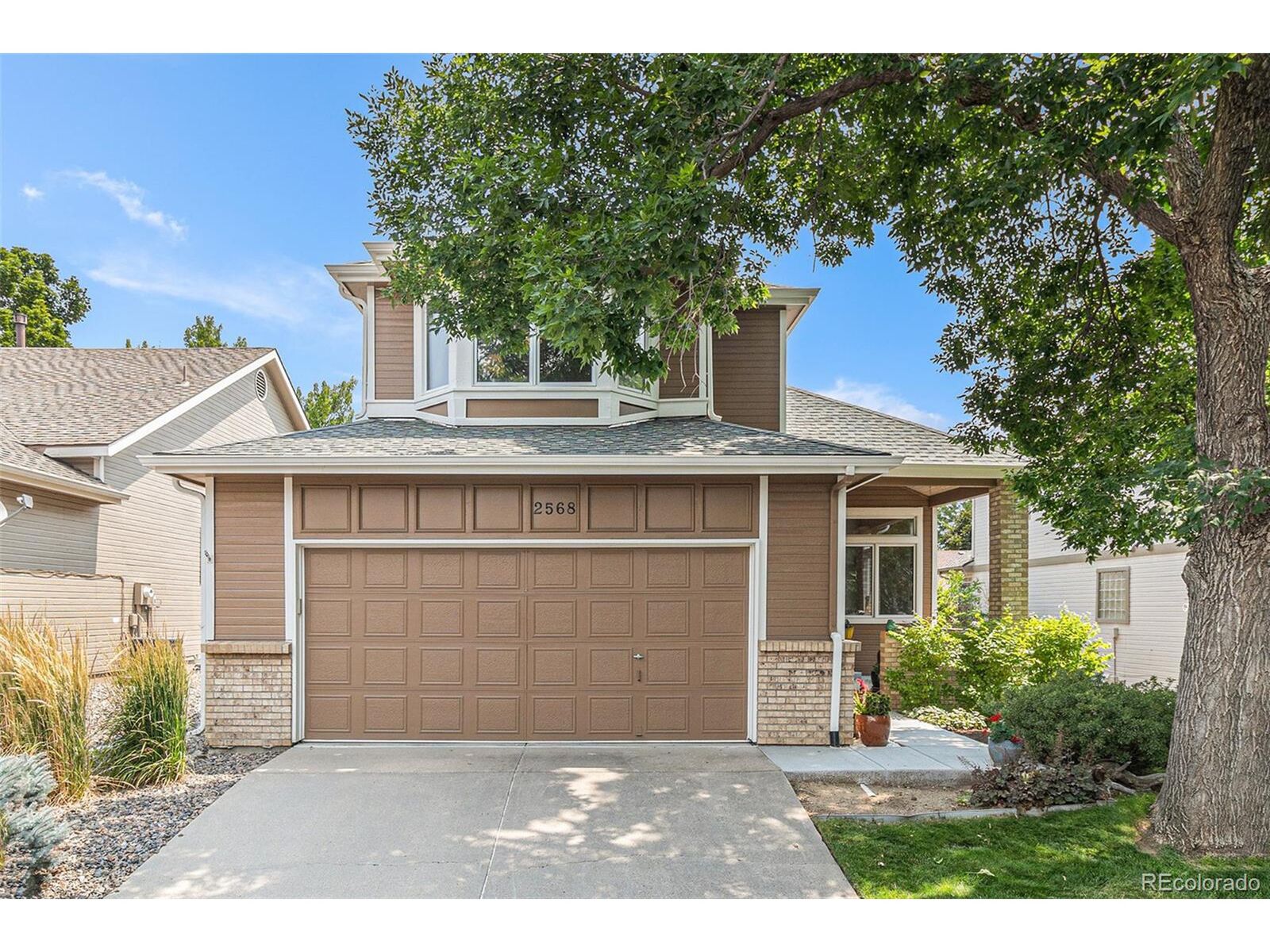 Property Photo: 2568 S Independence Ct CO 80227