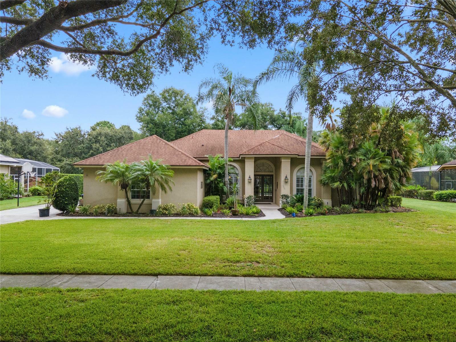 Property Photo:  2527 Ridgewind Way  FL 34786 