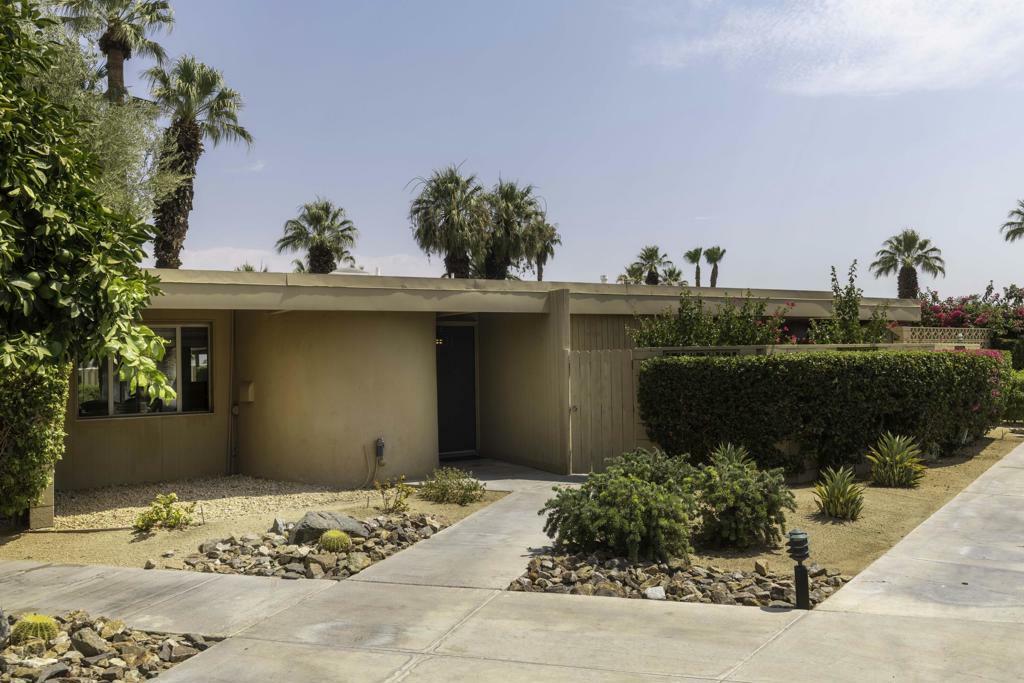 Property Photo:  171 Sandpiper Street  CA 92260 