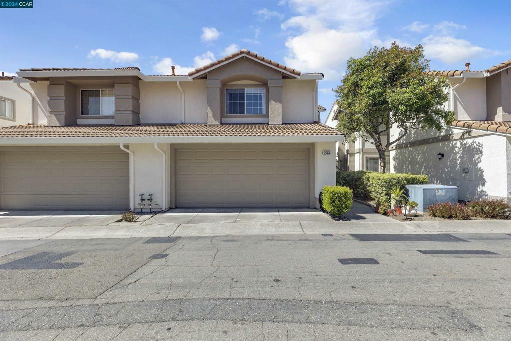 Property Photo:  233 Portola Drive  CA 94506 