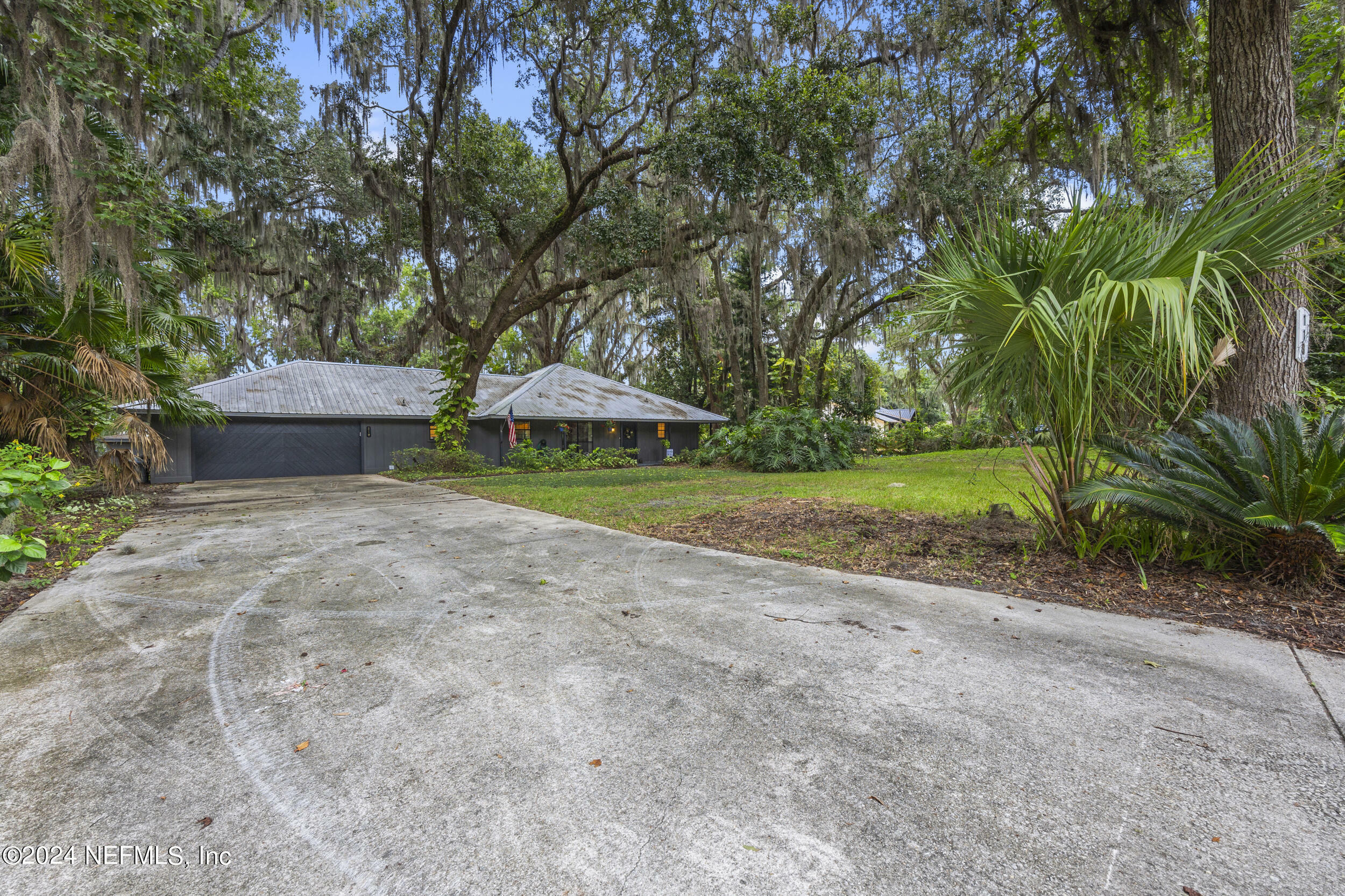 Property Photo:  119 Rivers Edge Drive  FL 32131 