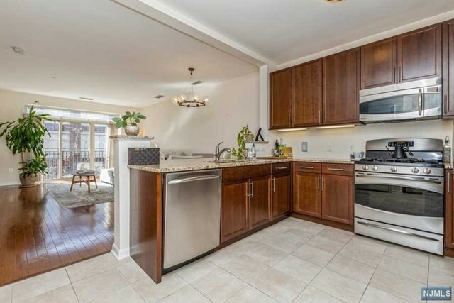 Property Photo: 3320 Riverview Avenue 320 NJ 07631