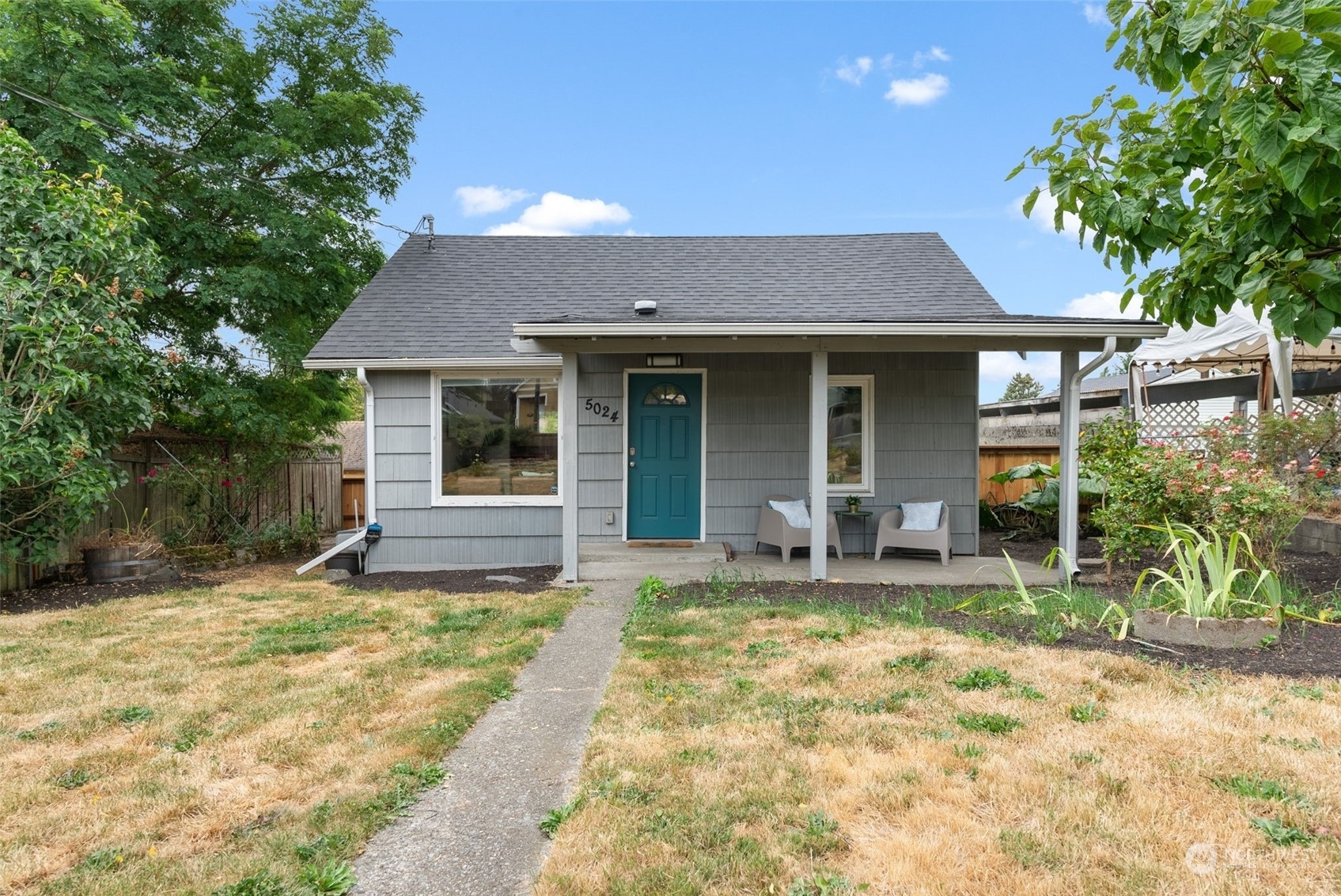 Property Photo: 5024 S M Street WA 98408