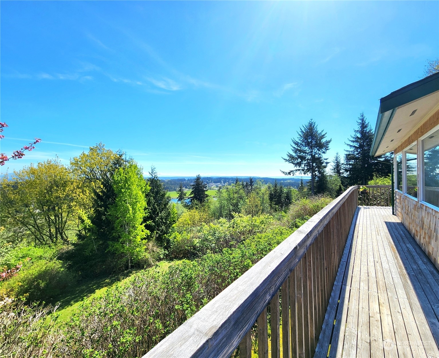 Property Photo:  576 Hawk Ridge Place  WA 98282 