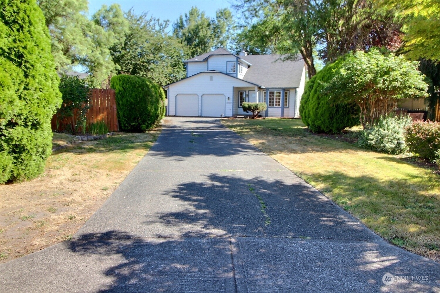 Property Photo:  15327 166th Avenue SE  WA 98272 