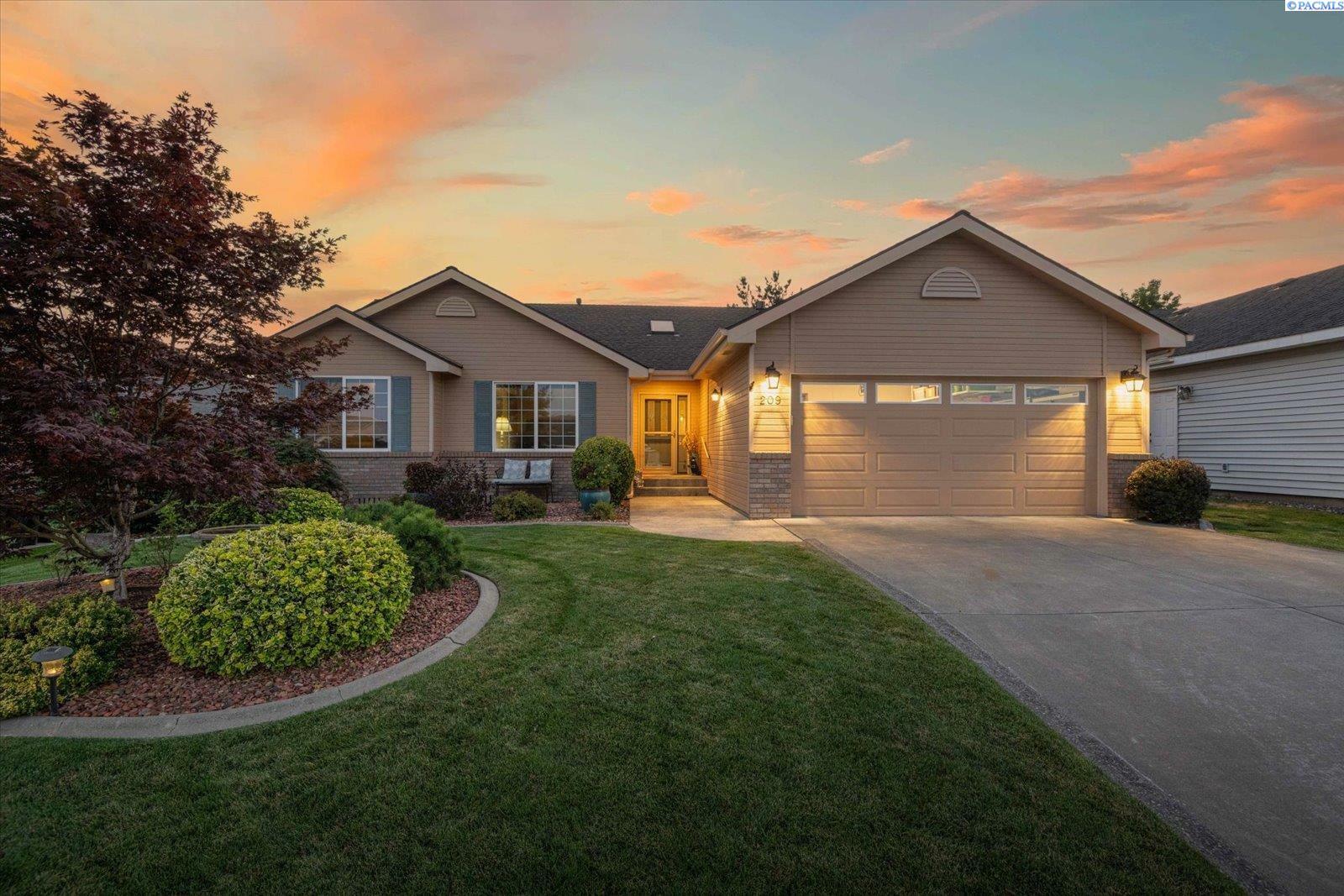 209 Willow Court  Pasco WA 99301 photo