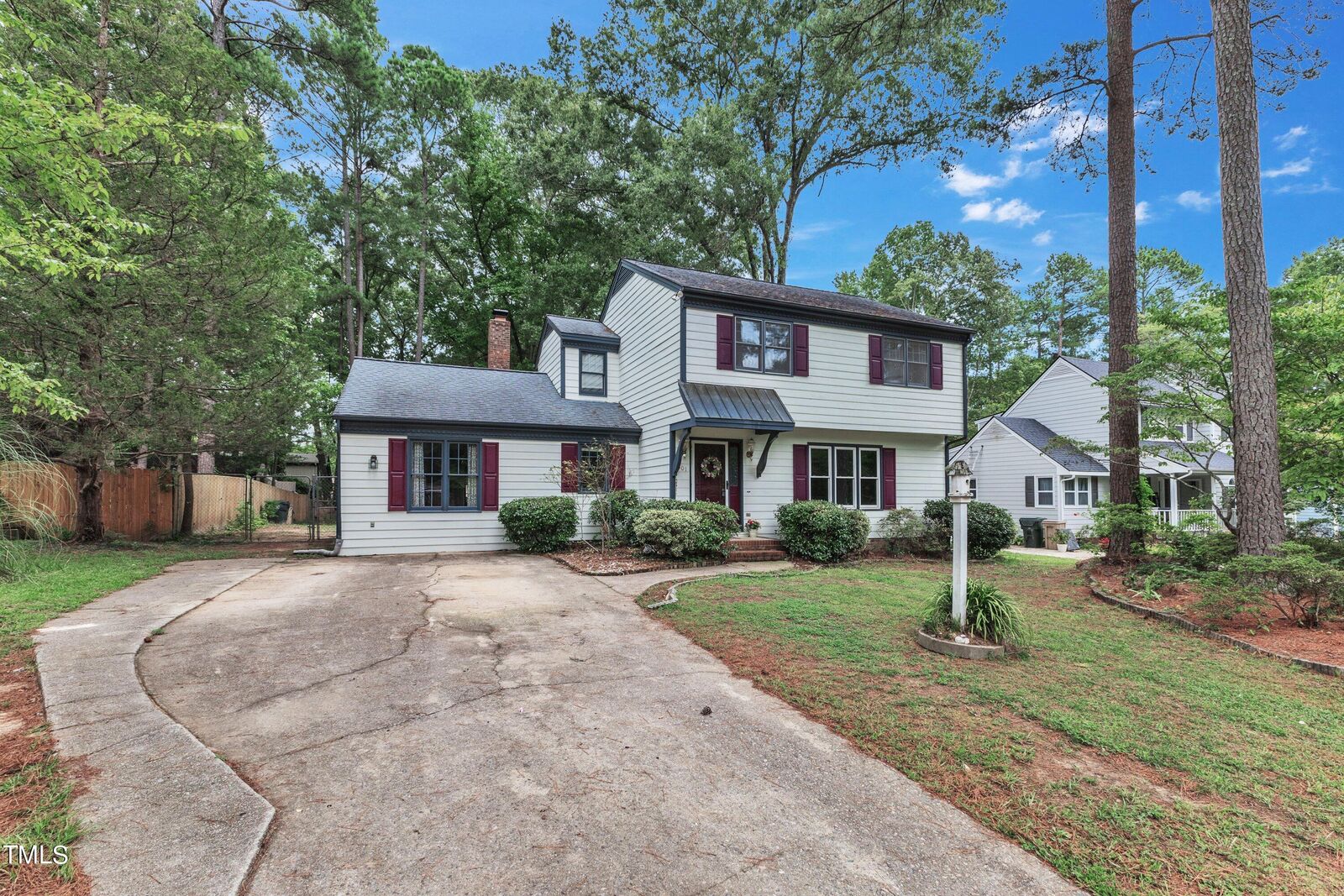 Property Photo: 101 Stockett Court NC 27529