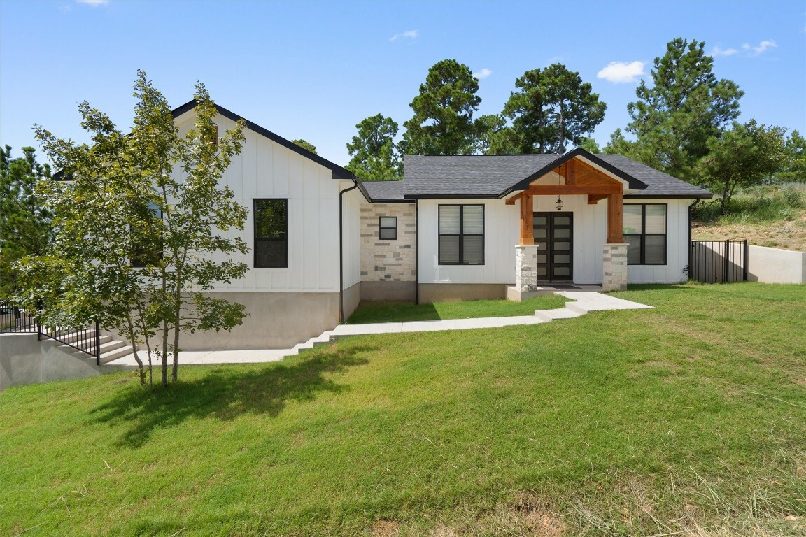 Property Photo:  144 Honopu Drive  TX 78602 