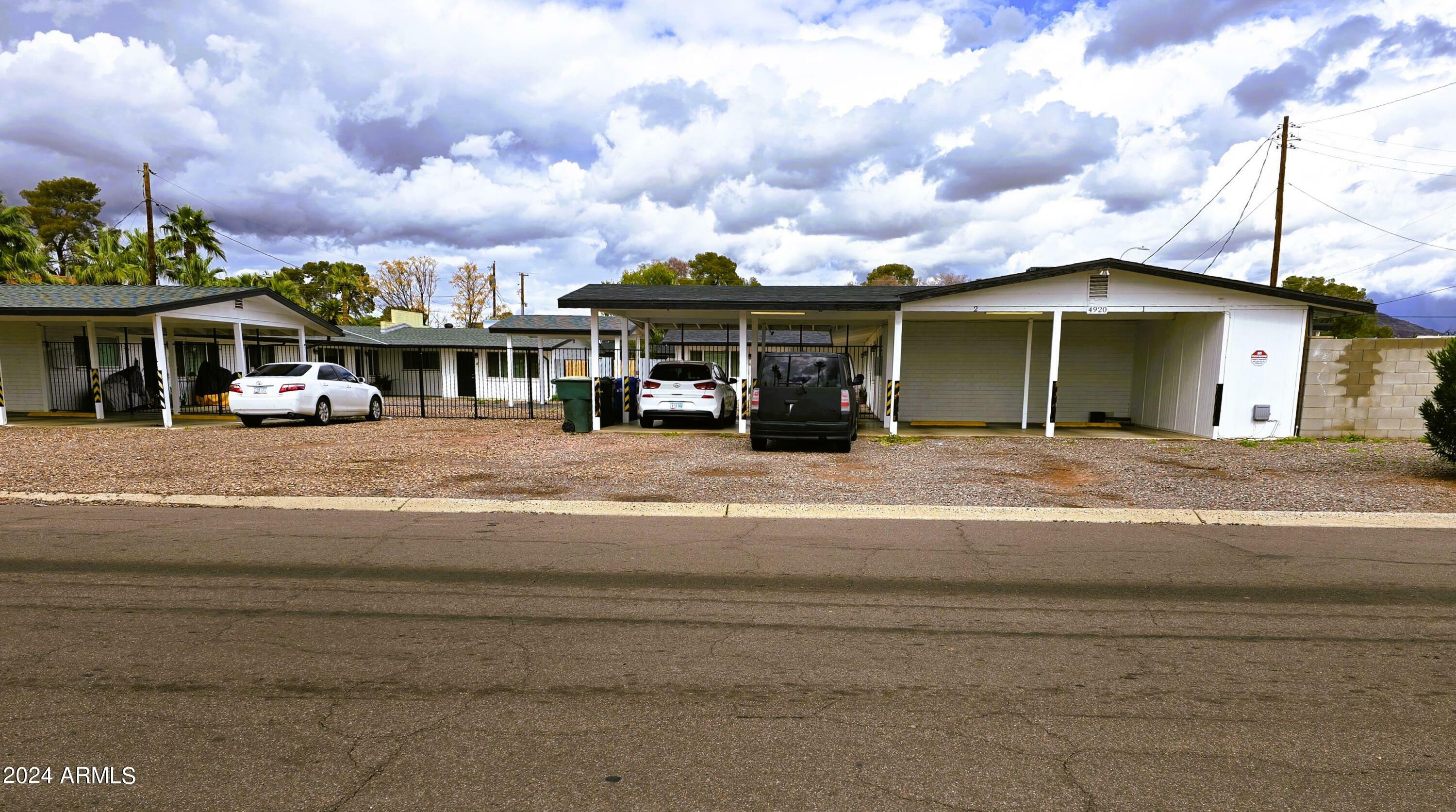 Property Photo:  4920 E Holly Street  AZ 85008 