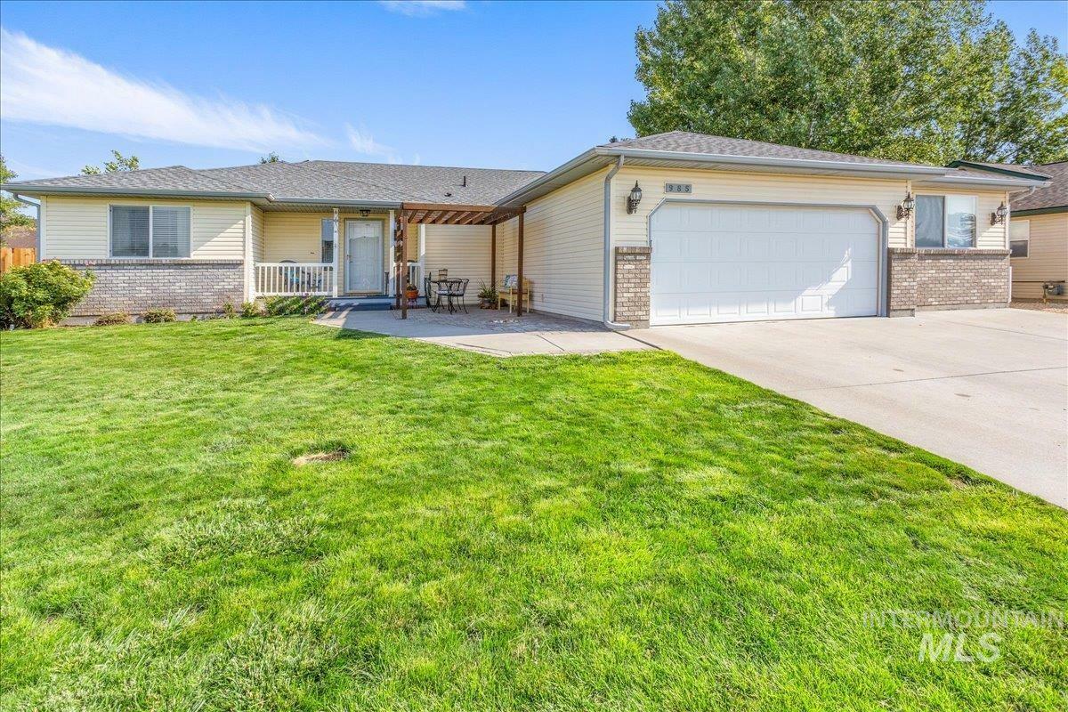 Property Photo: 985 Julia Street ID 83647-4671