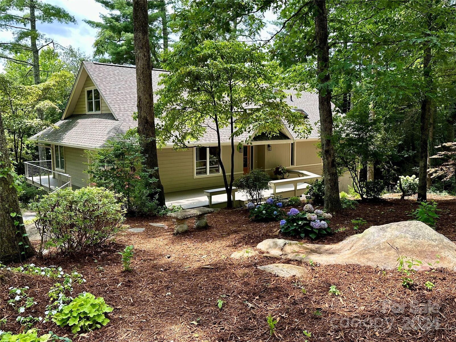 Property Photo:  1361 Chanteloup Drive  NC 28739 