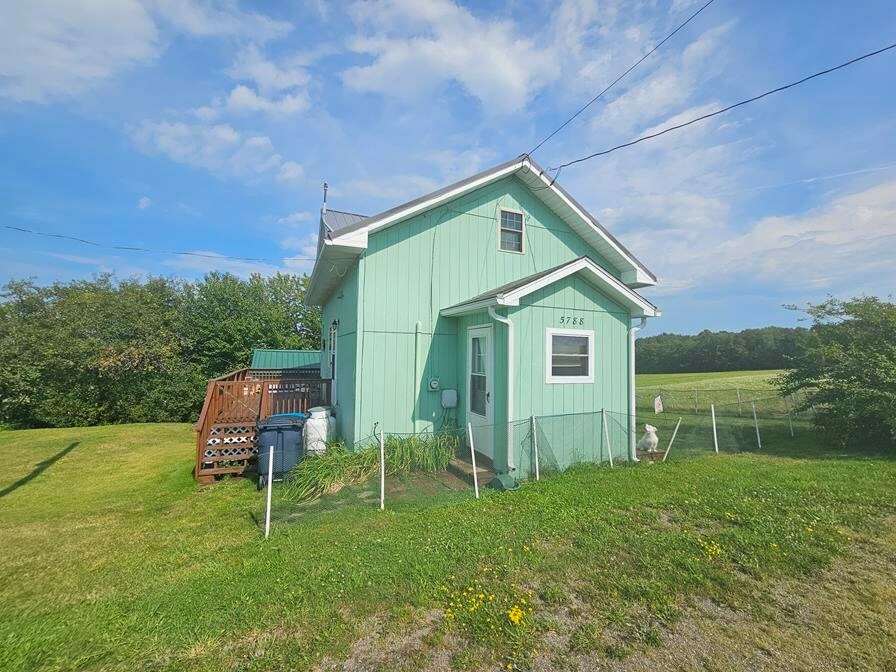 Property Photo:  5788 McNutt Run Road  NY 14821 