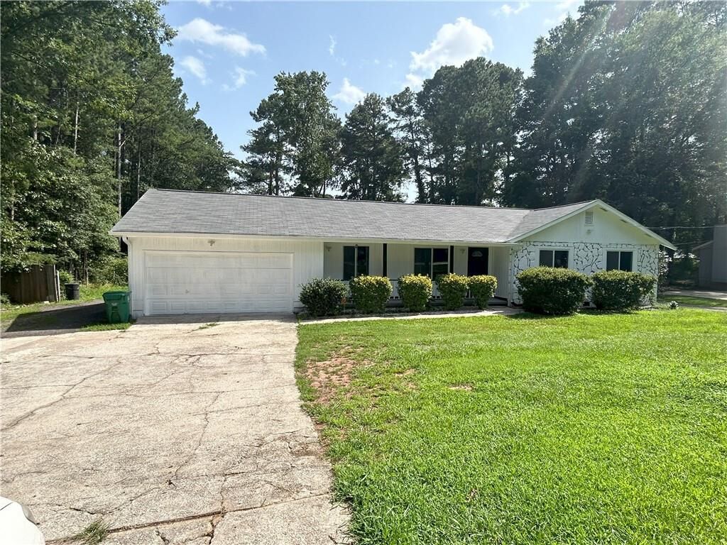 Property Photo:  5393 Rockbridge Road  GA 30088 