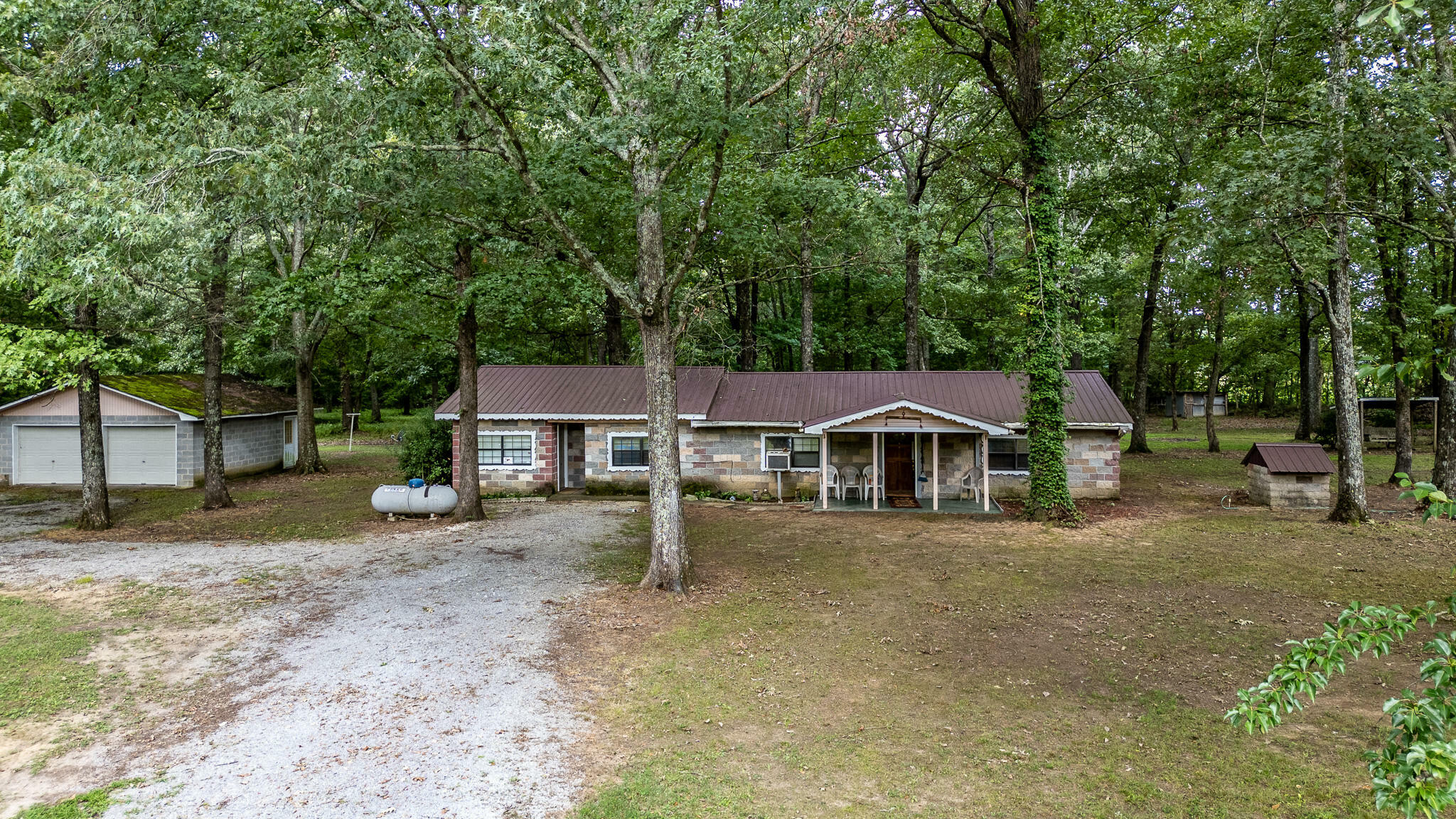 Property Photo:  5001 County Road 491  AL 35772 