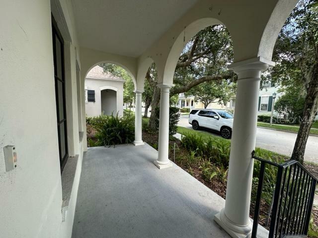 Property Photo:  906 Pawstand Road  FL 34747 