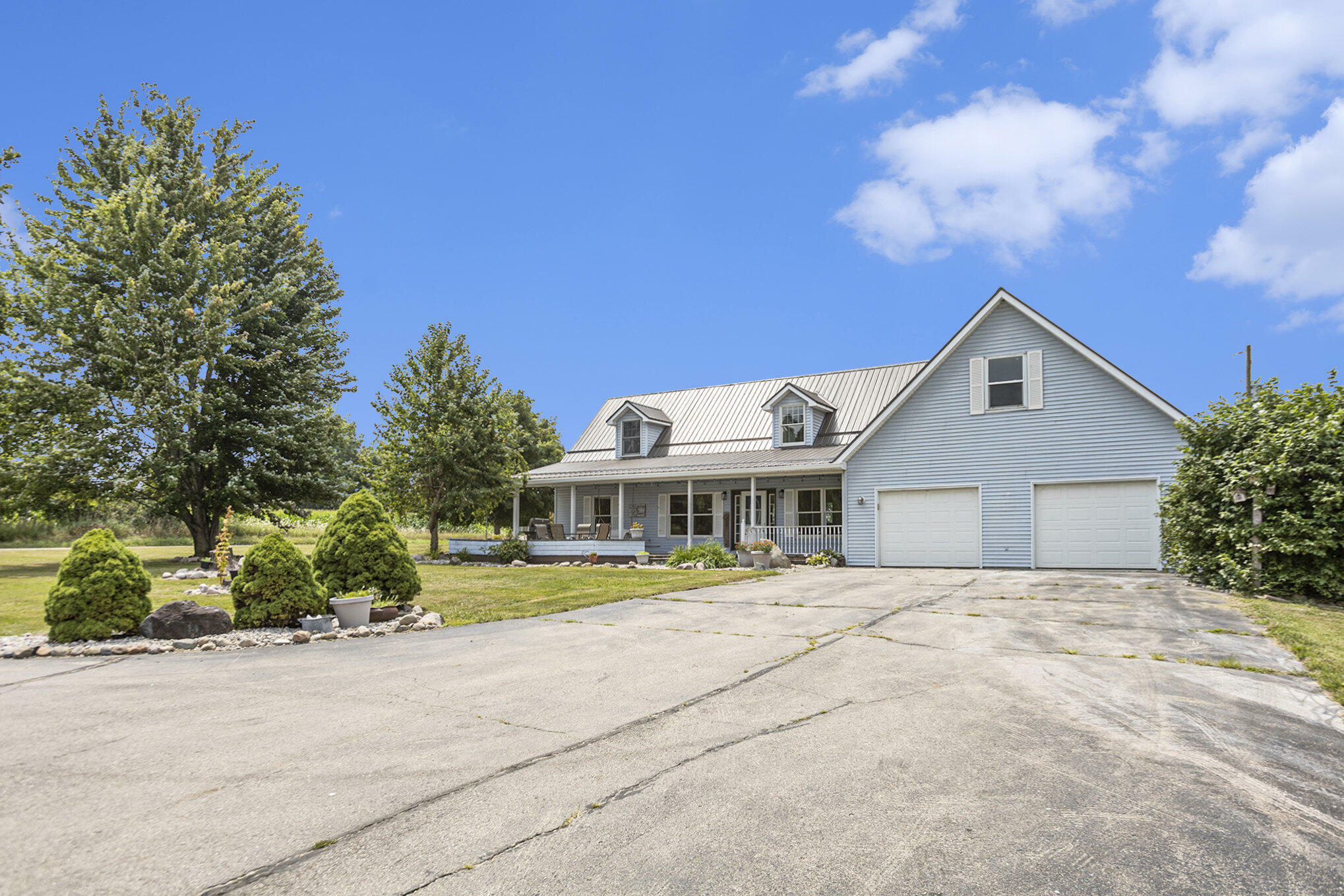 Property Photo:  9476 Waterwheel Road  MI 48850 