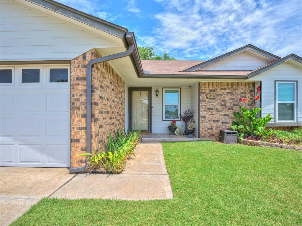 Property Photo:  1116 Price Drive  OK 73160 