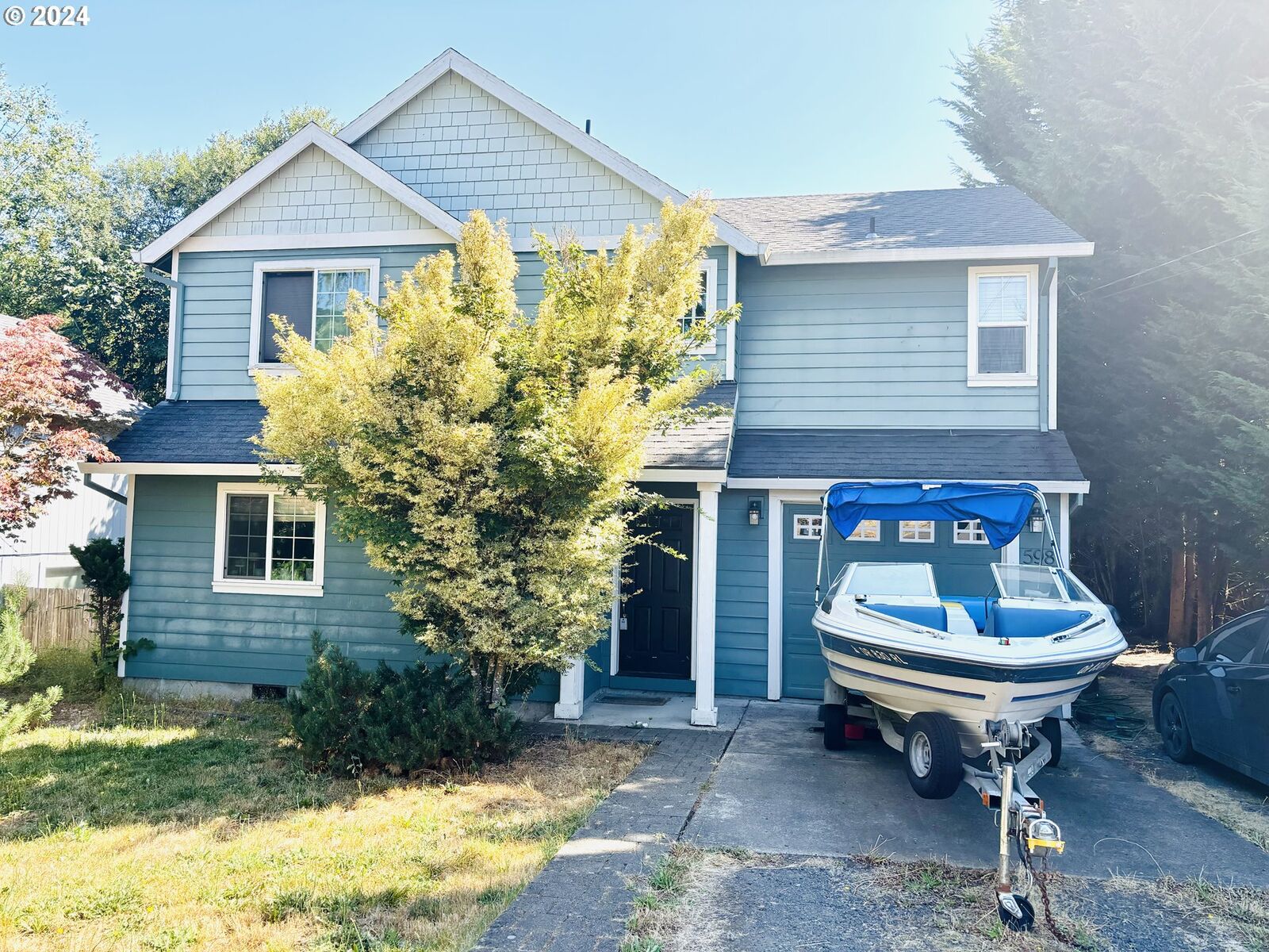 Property Photo:  598 S 12th St  OR 97051 