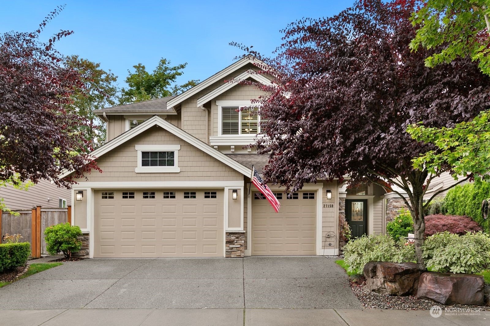 Property Photo:  27159 SE 13th Street  WA 98075 