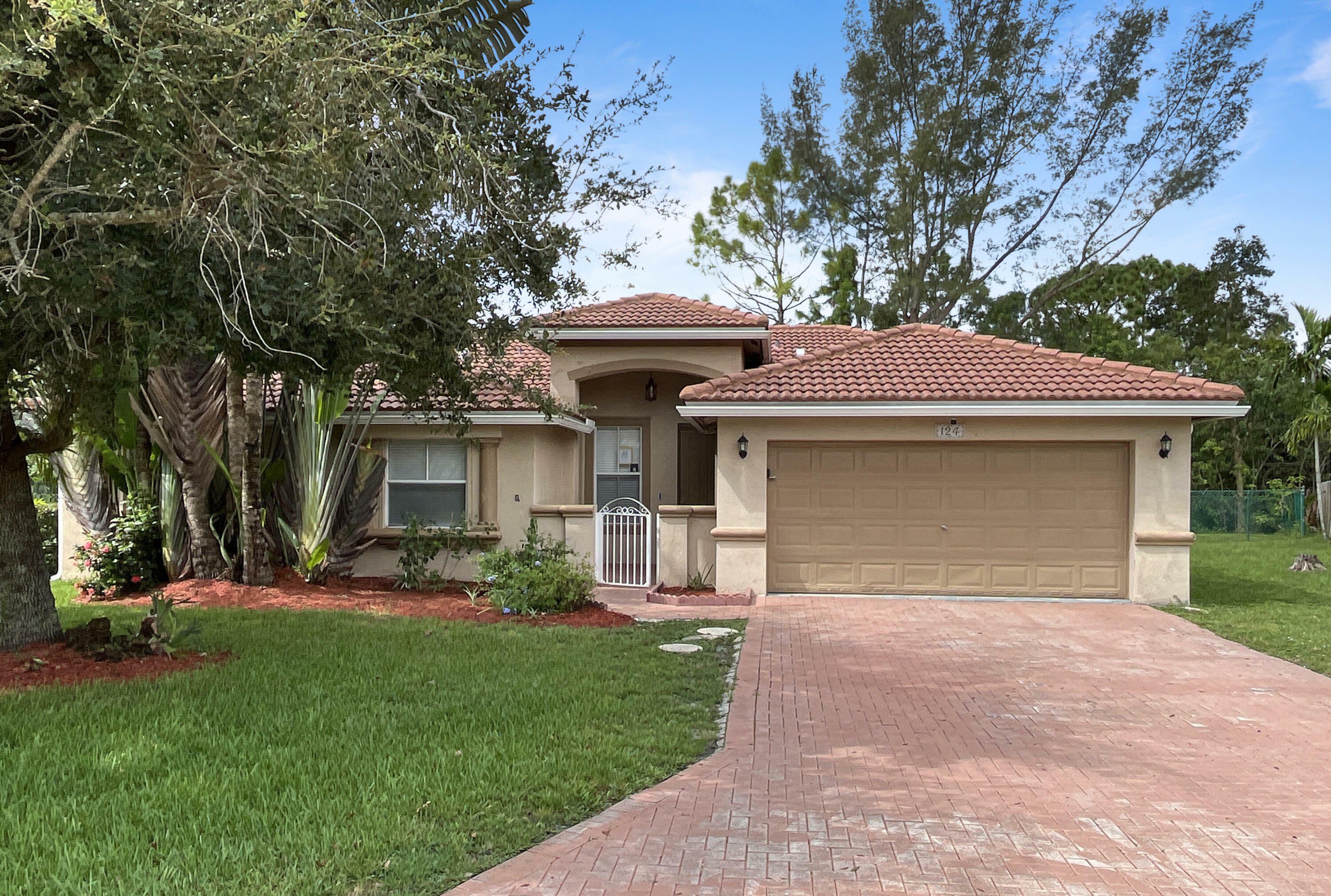 124 Sycamore Drive  Royal Palm Beach FL 33411 photo