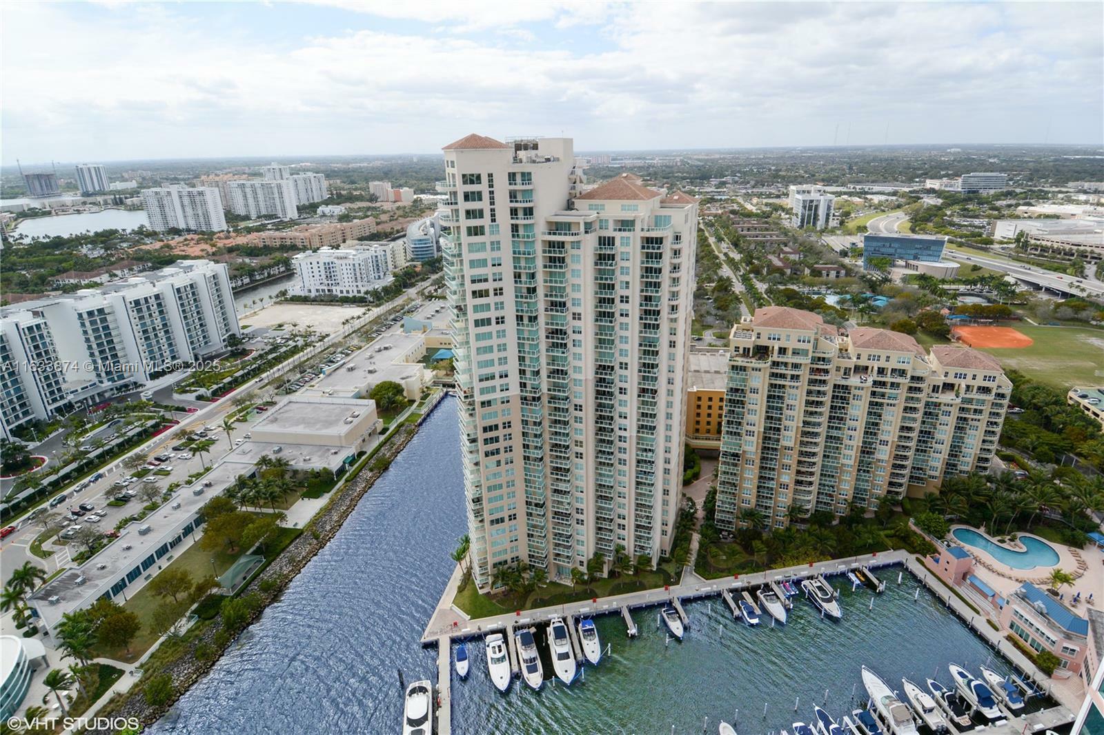Property Photo: 3340 NE 190th St 1102 FL 33180