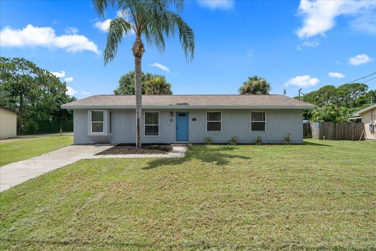 Property Photo: 4475 Delespine Road FL 32927