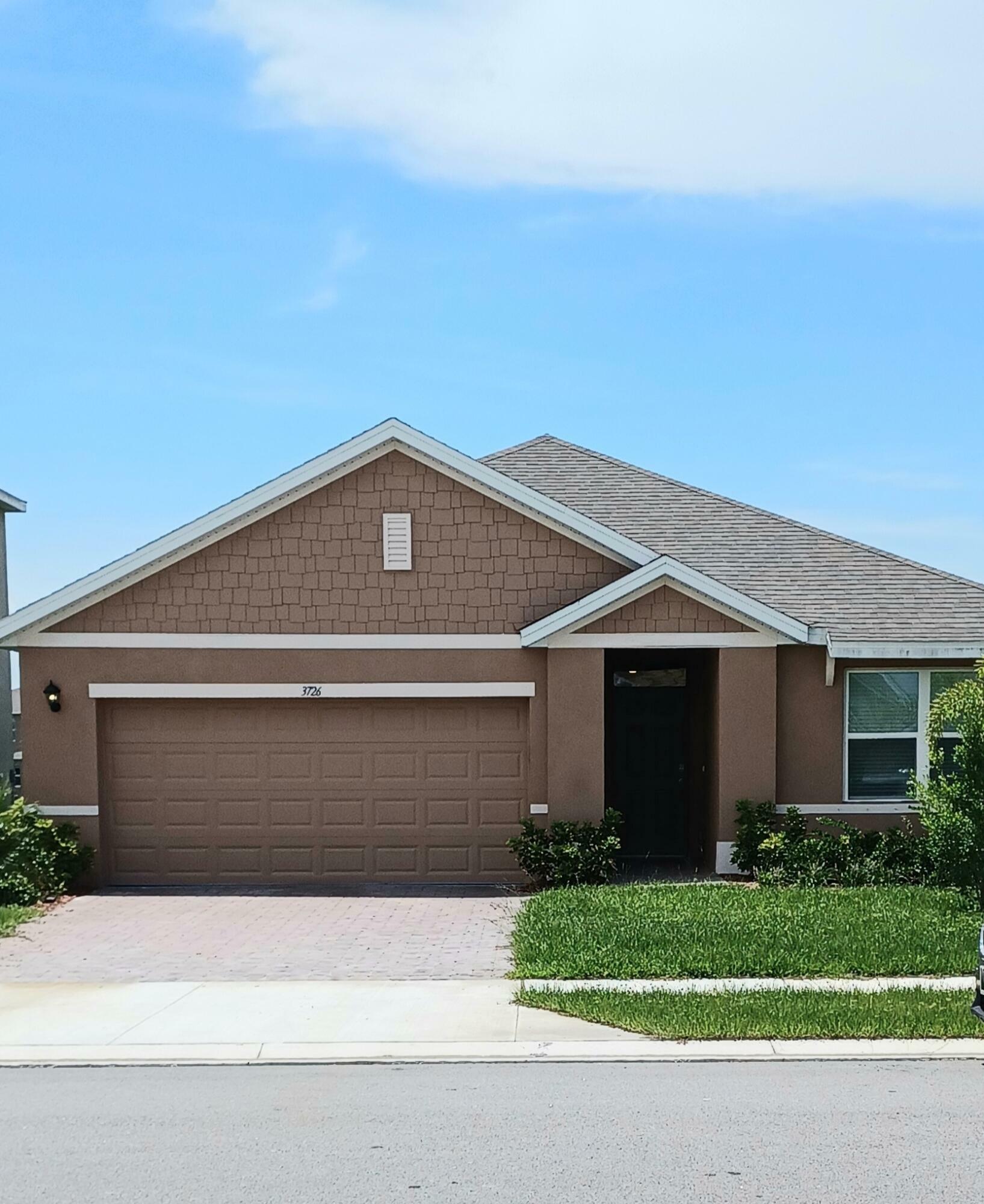 Property Photo:  3726 Aberdeen Drive SE  FL 32909 