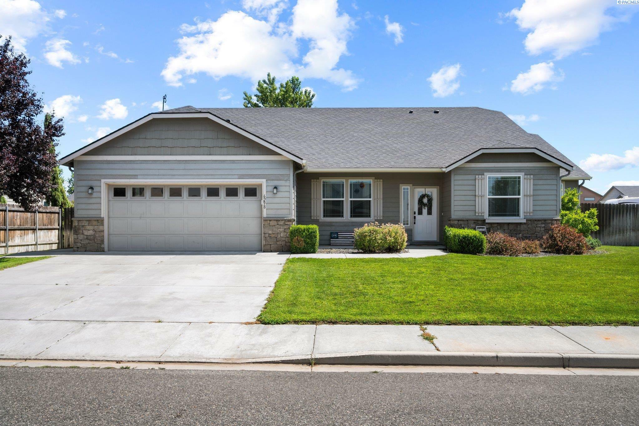 6298 Teak Ln  West Richland WA 99353-5200 photo