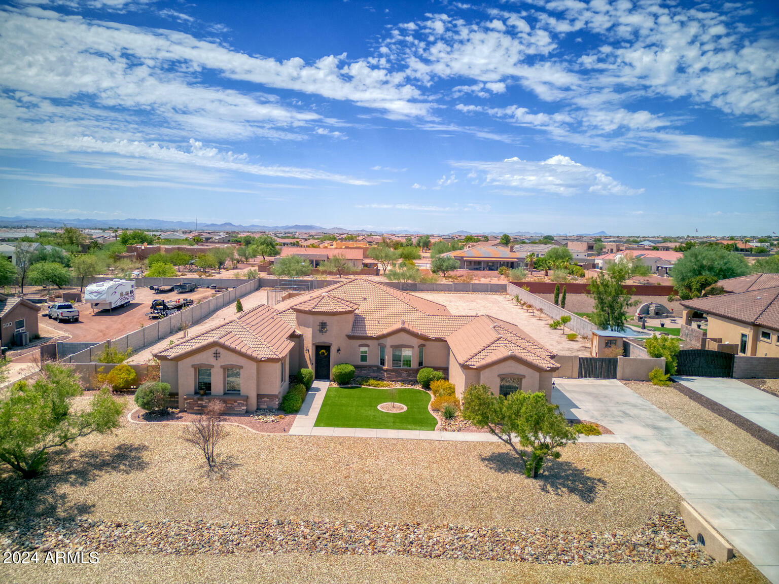 Property Photo:  19709 W Clarendon Avenue  AZ 85396 