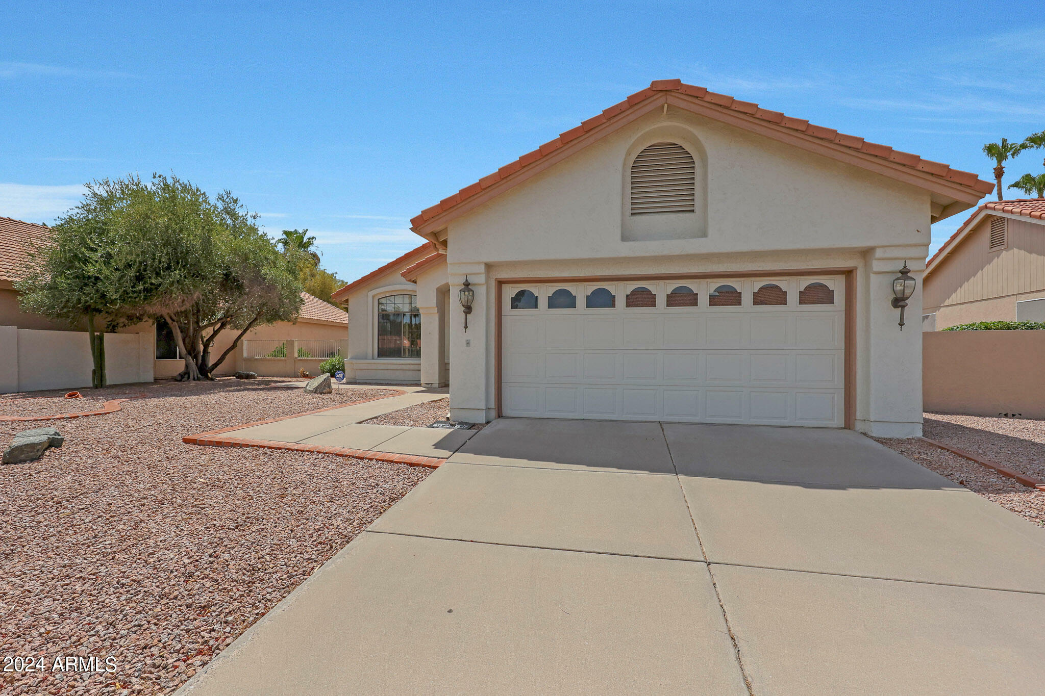 Property Photo:  10705 E Champagne Drive  AZ 85248 