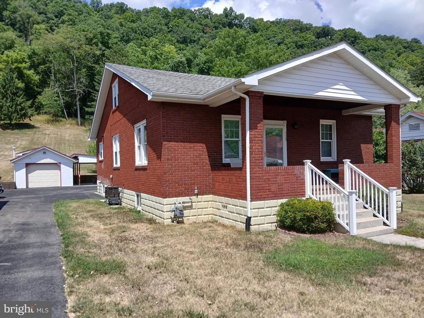 Property Photo: 523 Maryland Street MD 21502