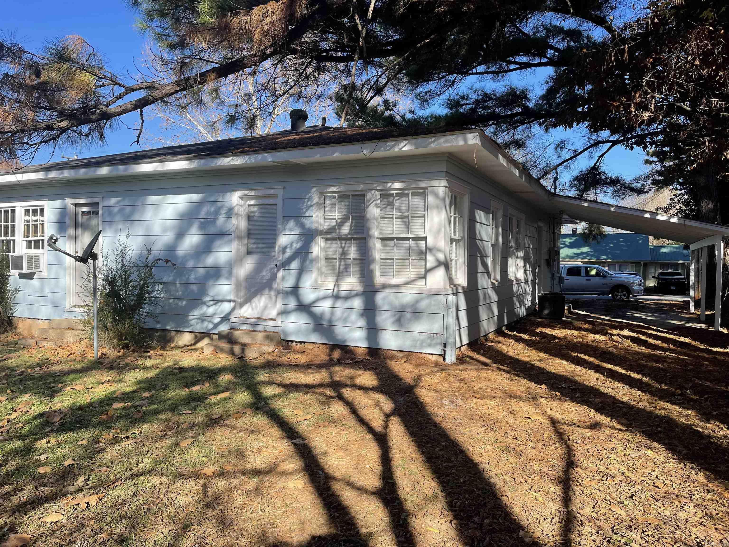 Property Photo: 1107 Reynolds St Street AR 72830