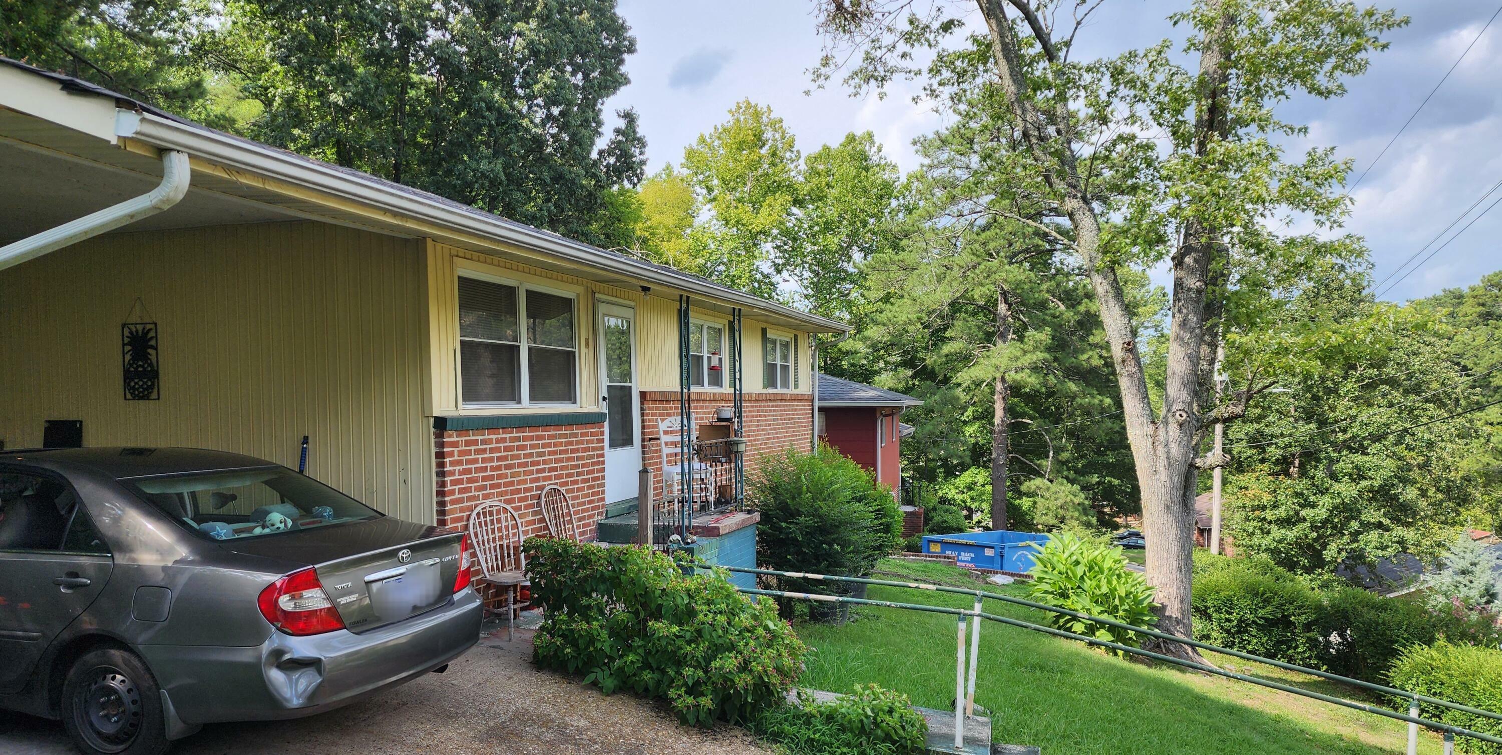 Property Photo:  825 Greenwood Road  TN 37411 