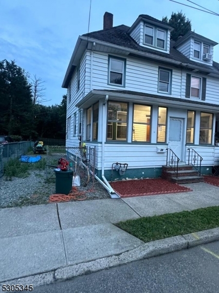 Property Photo:  29 Walnut St  NJ 07442 