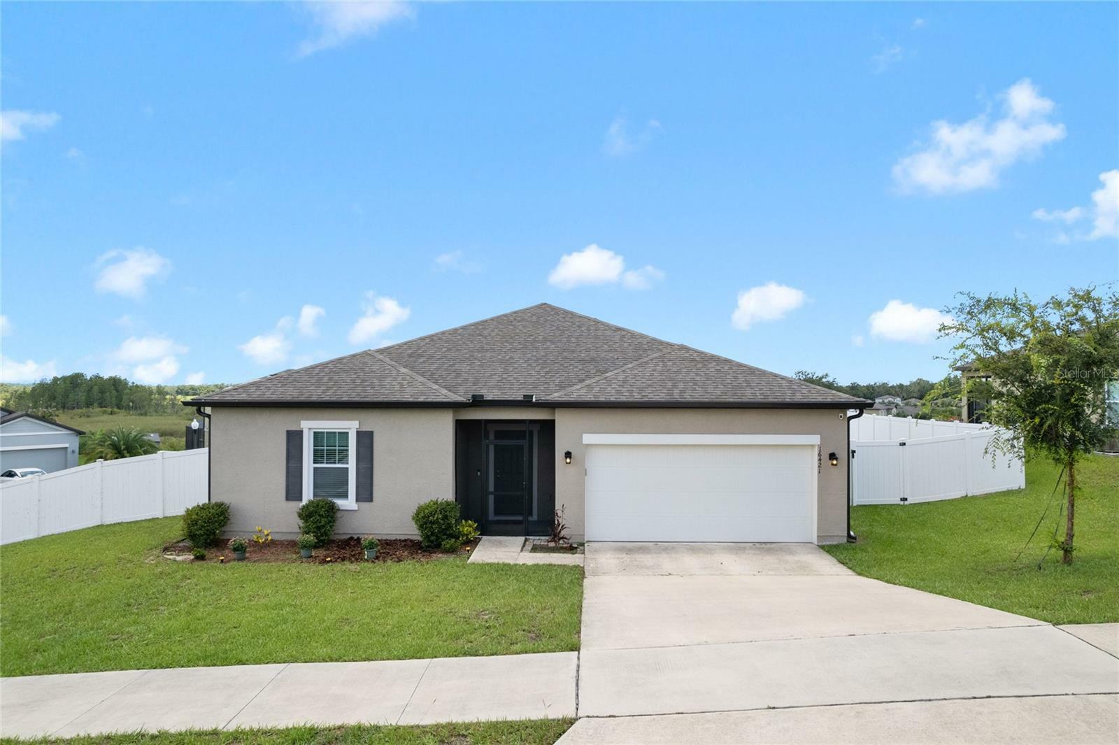 Property Photo:  16421 Bloom Court  FL 34736 