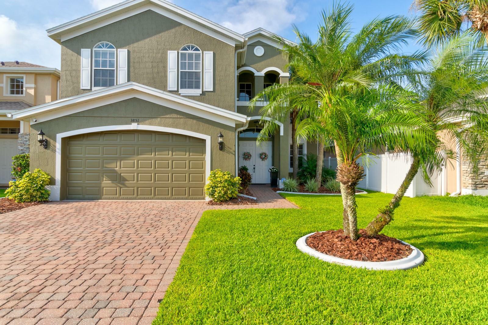 Property Photo: 3851 Calliope Avenue FL 32129
