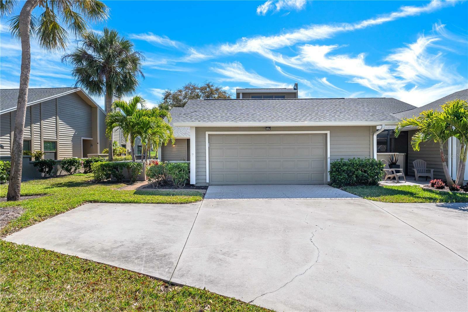 Property Photo:  3405 Avenida Madera B  FL 34210 