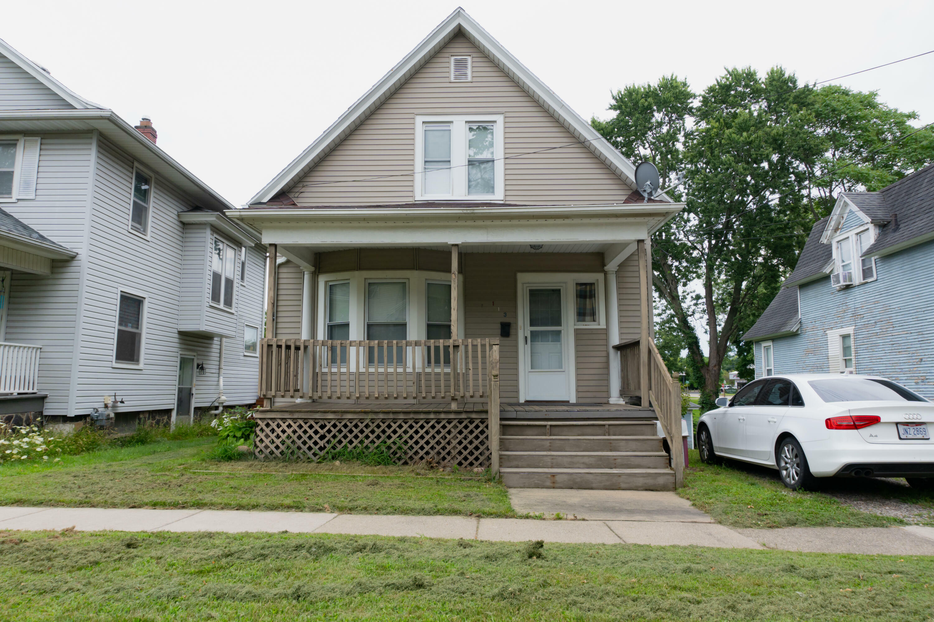 113 Edgewood Street  Jackson MI 49201 photo