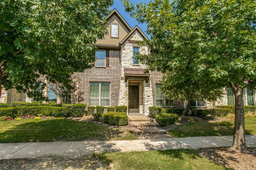 Property Photo: 3806 Canton Jade Way TX 76005