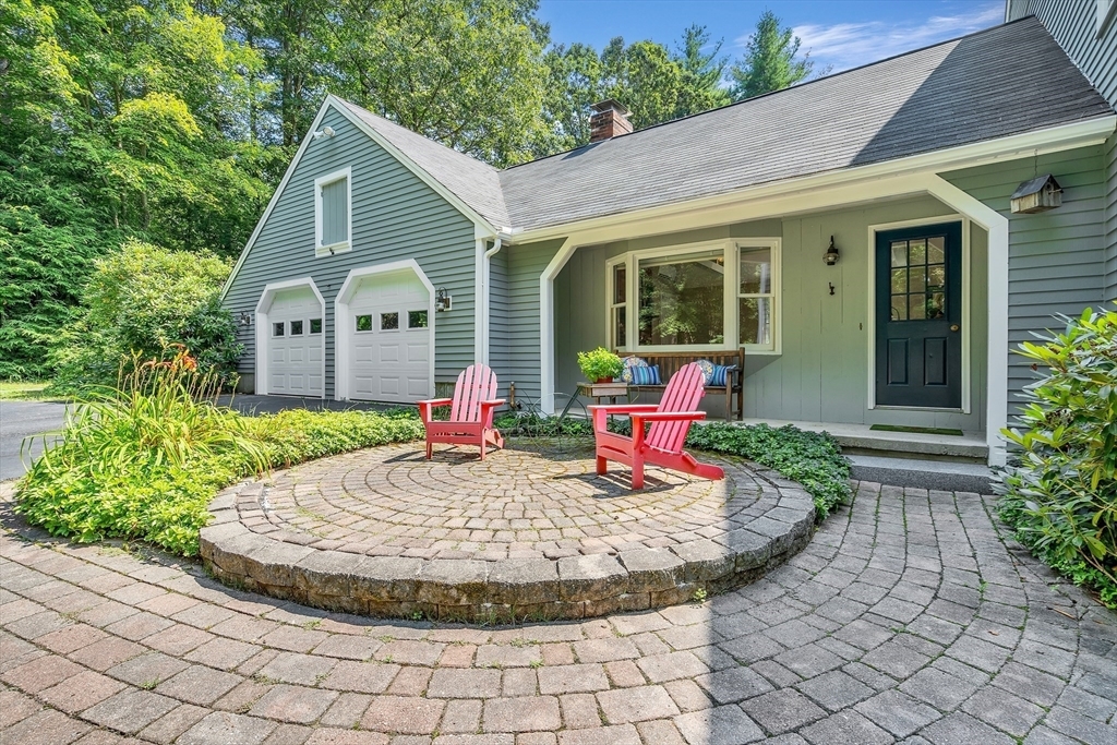 Property Photo:  14 October Lane  MA 01775 