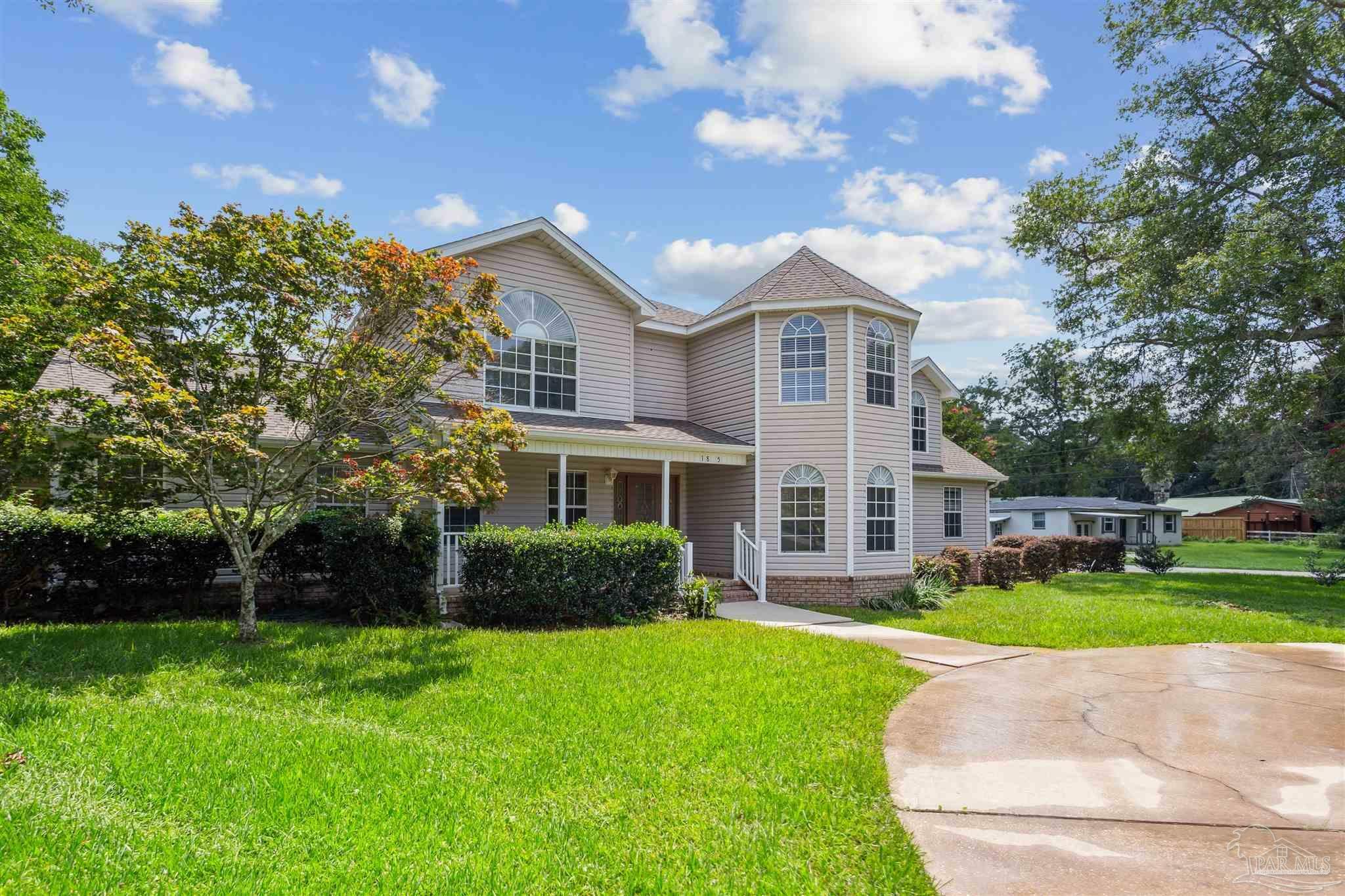 Property Photo:  1805 10 Mile Rd  FL 32533 