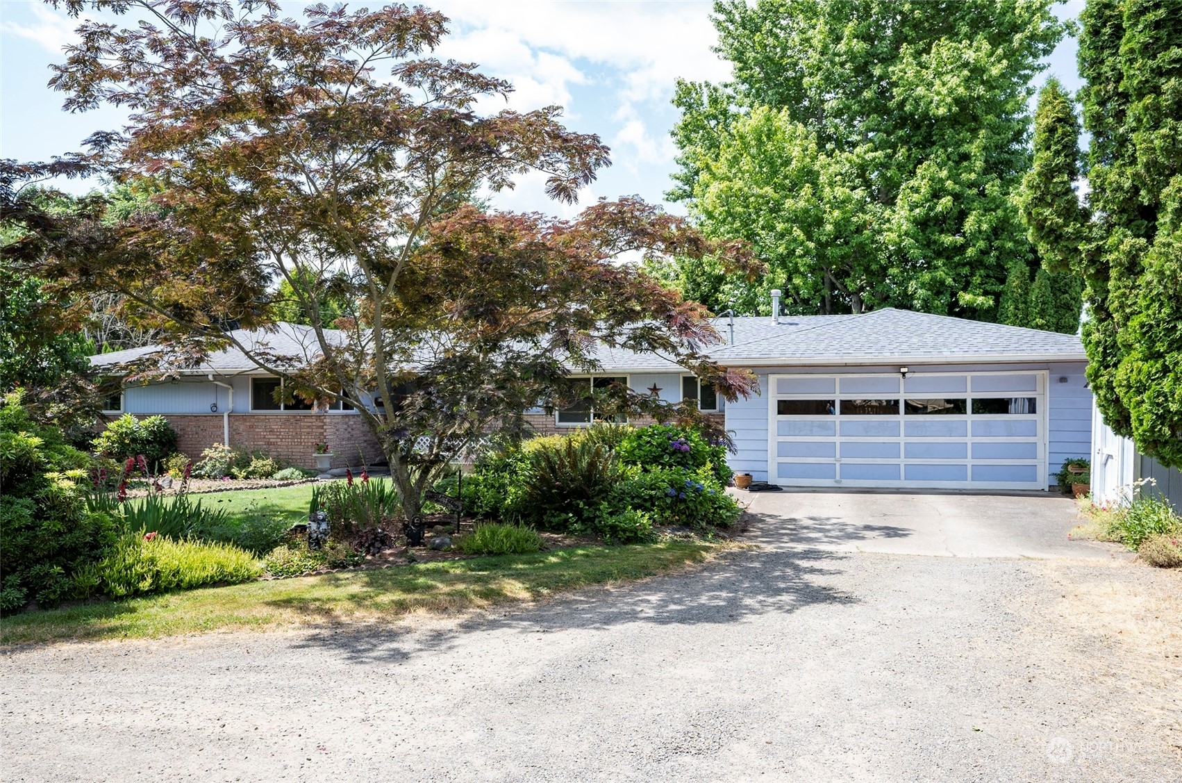 Property Photo:  802 3rd Street NW  WA 98371 