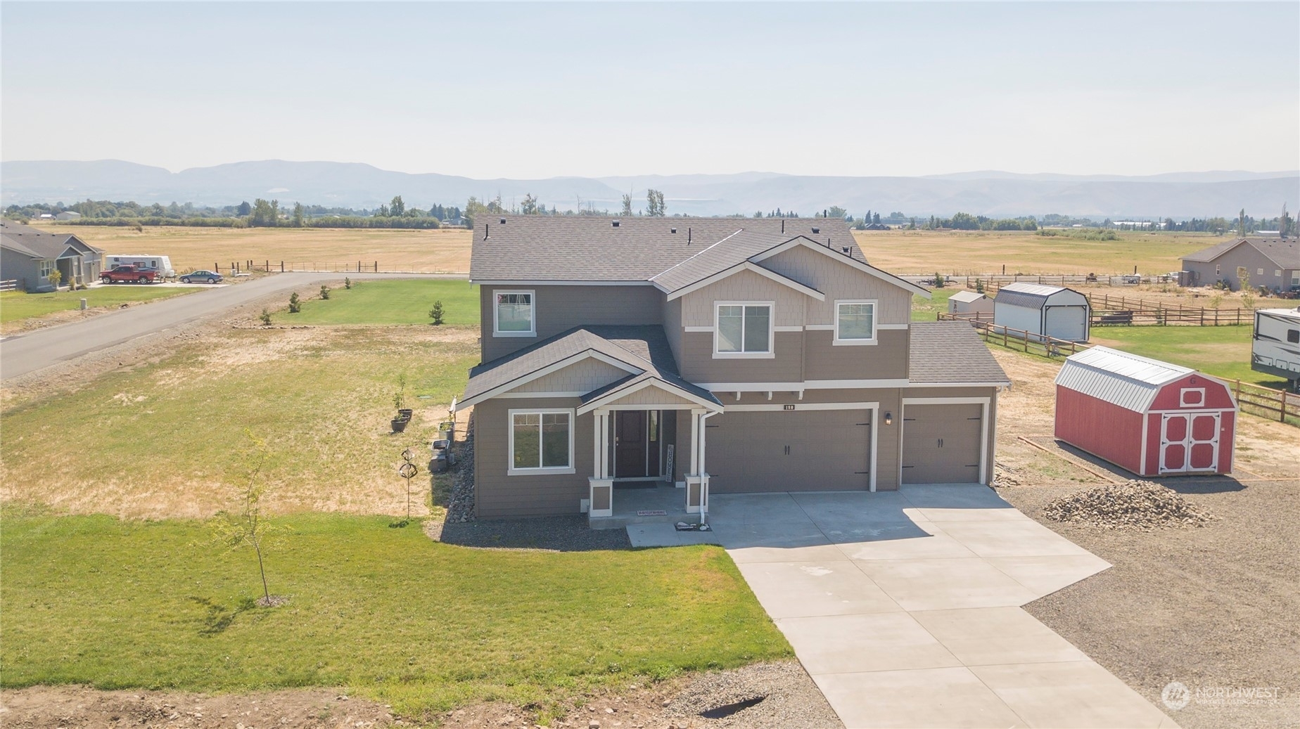 Property Photo:  180 Sage Grouse Lane  WA 98926 