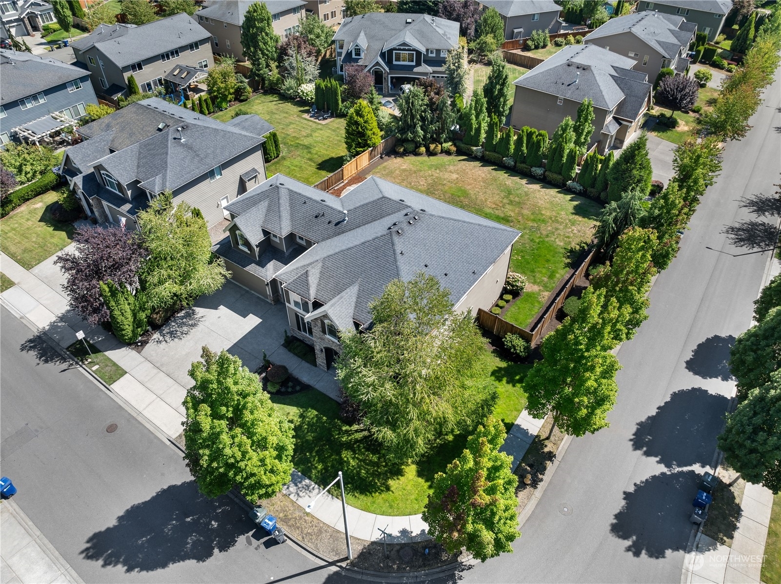 Property Photo: 3110 216th Place SE WA 98021