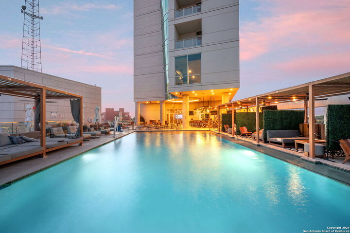 123 Lexington Ave 1308  San Antonio TX 78205 photo