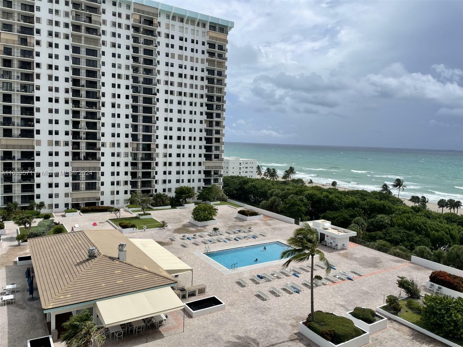 Property Photo:  1201 S Ocean Dr 1107S  FL 33019 