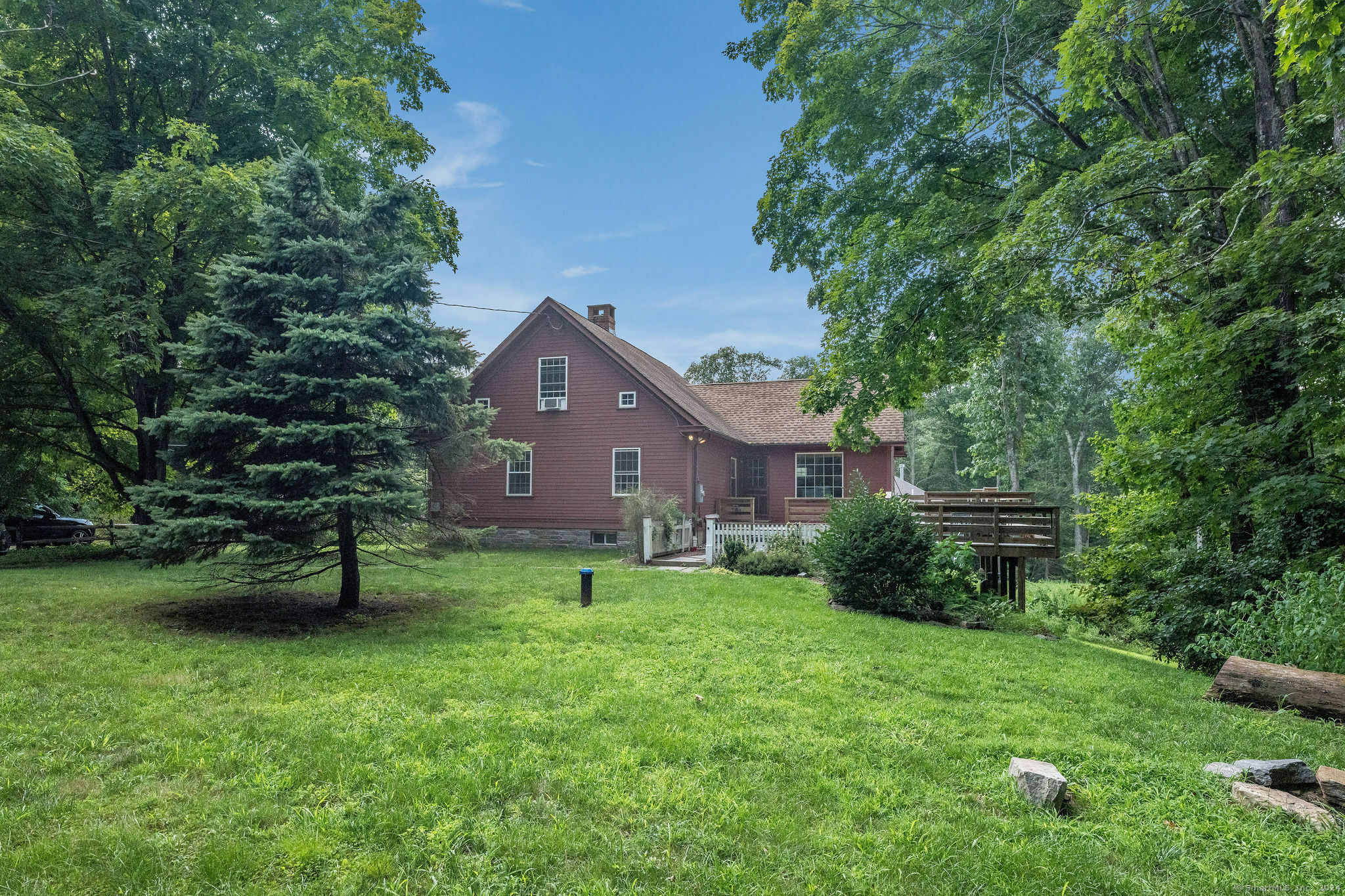 Property Photo:  120 Old Turnpike Road  CT 06438 