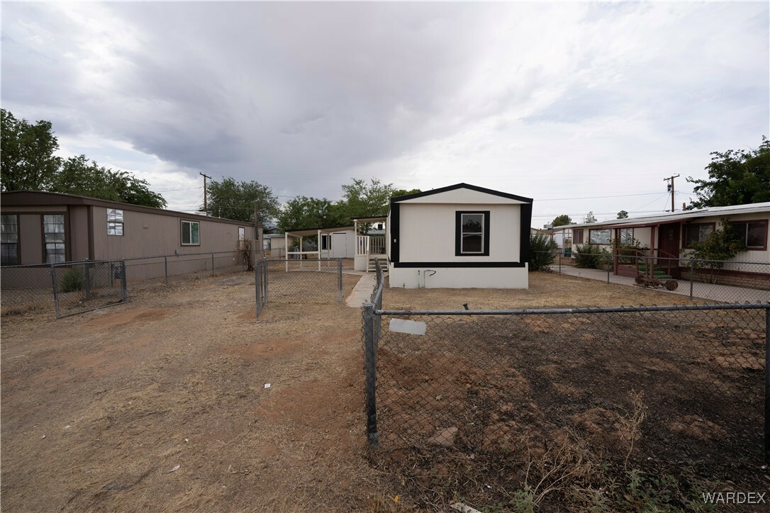 Property Photo:  3660 E Thompson Avenue  AZ 86409 