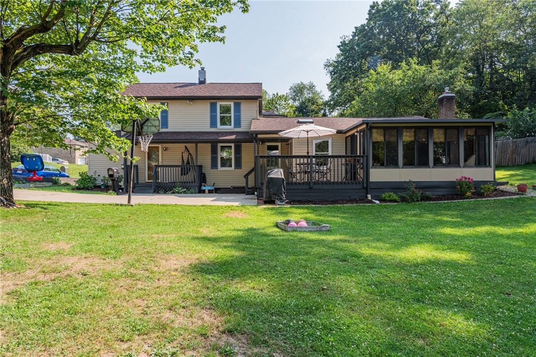 Property Photo: 1106 Arlington Ave PA 15644