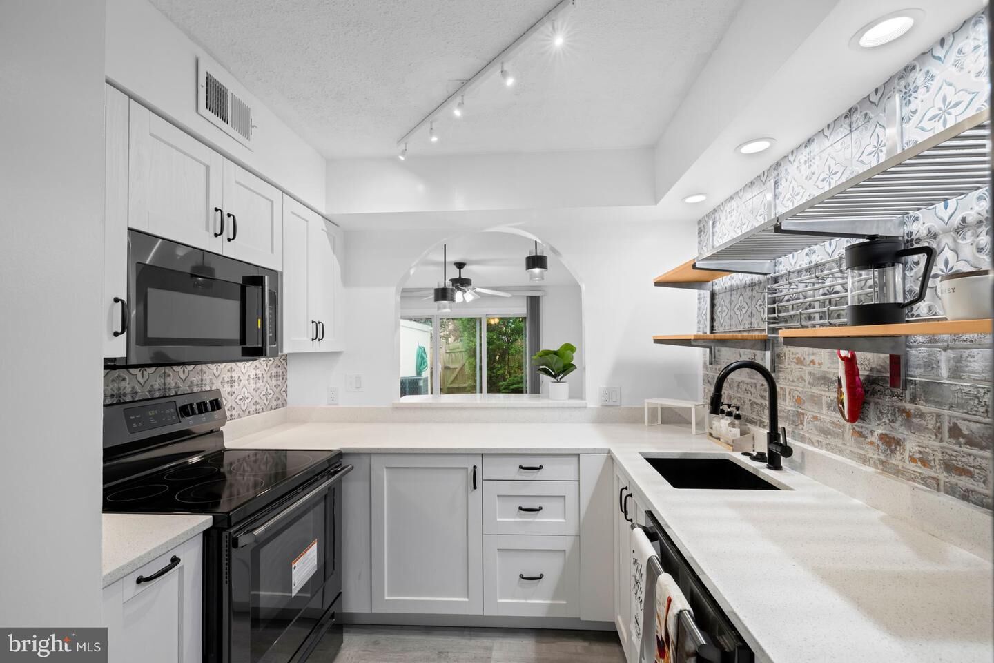 Property Photo: 8530 Forrester Boulevard 888 VA 22152